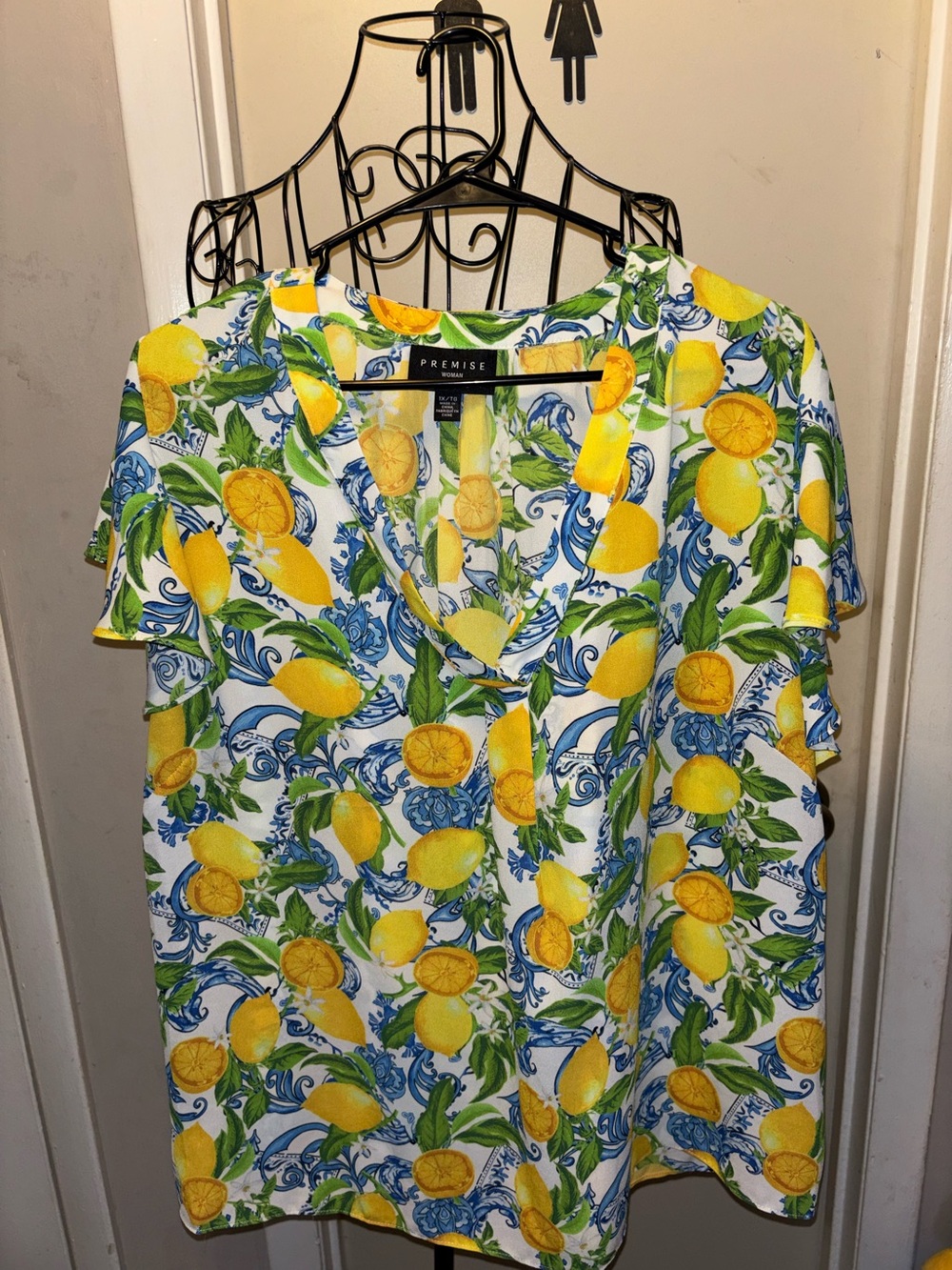 Premise Lemon Print V-Neck Women's Top - Yellow & Blue size 1X